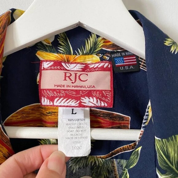 RJC Vintage Hawaiian Short Sleeve Shirt Style 102C Navy Floral Surfer - Picture 2 of 14